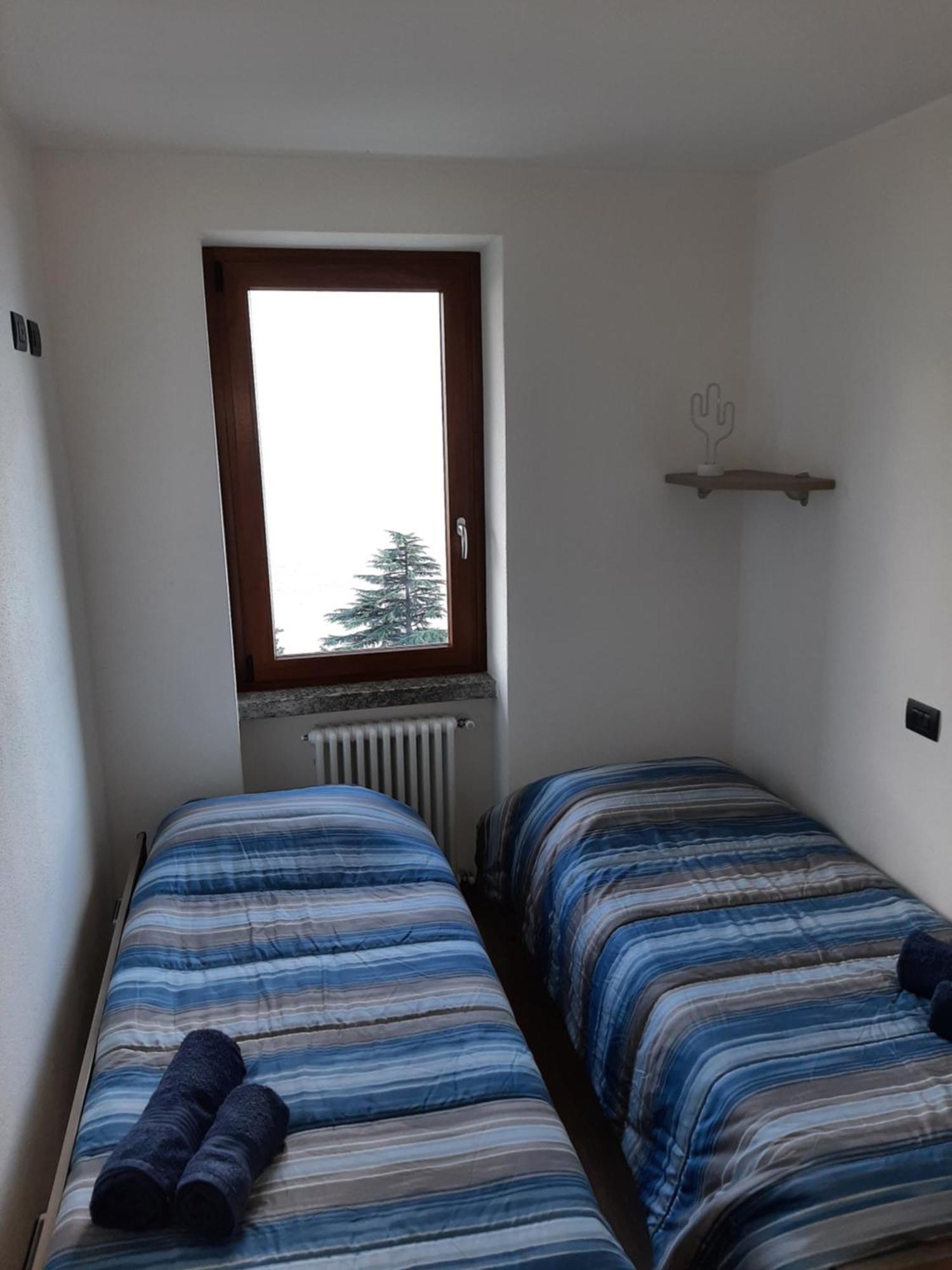 Cima Lago Gera Lario Kültér fotó